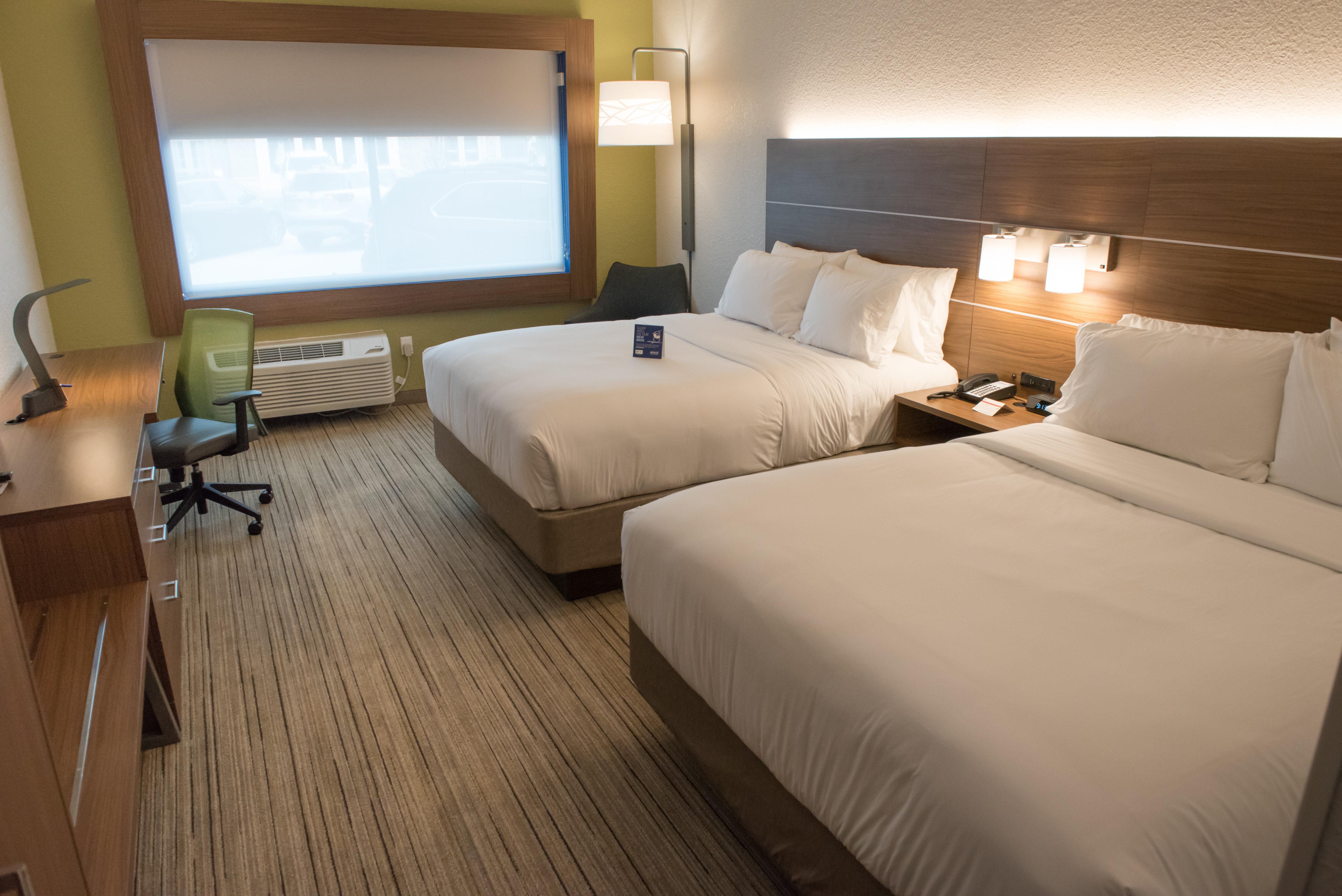 Holiday Inn Express & Suites - Dayton Southwest By Ihg Exterior photo